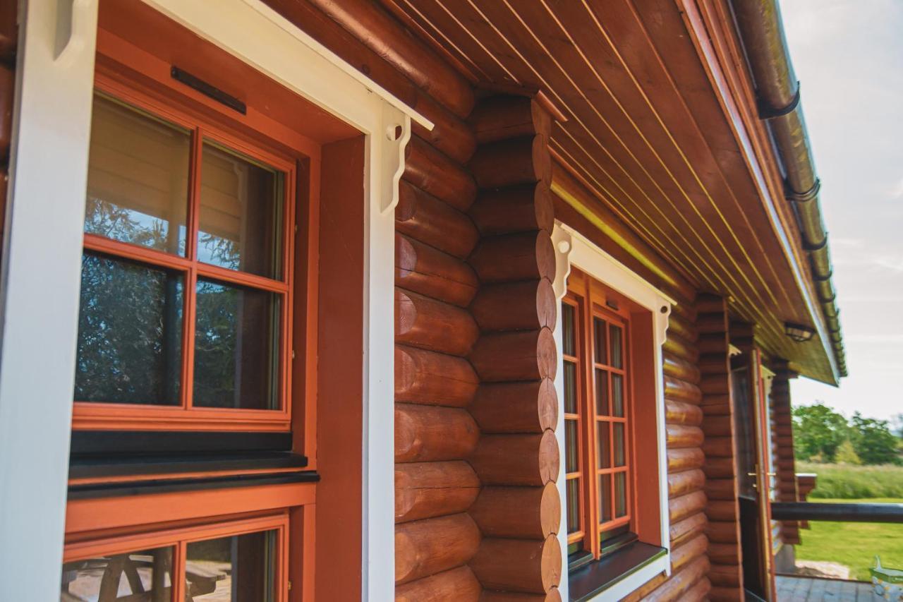 Tomatin - Luxury Two Bedroom Log Cabin With Hot Tub Berwick Upon Tweed Eksteriør bilde