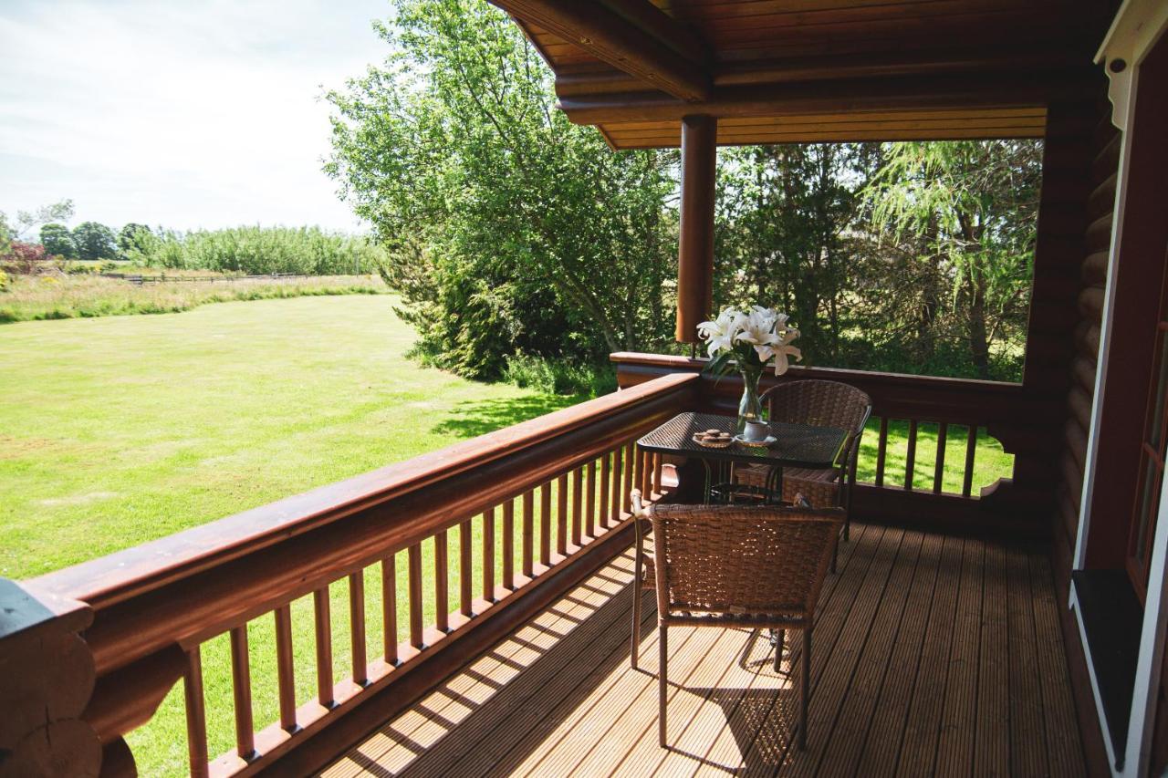Tomatin - Luxury Two Bedroom Log Cabin With Hot Tub Berwick Upon Tweed Eksteriør bilde